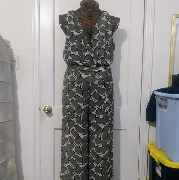 TRUCCI JUMPER 🇪🇹BUY 1 GET 1 FREE EVERYTHING🇪🇹 - Picture 3 of 4